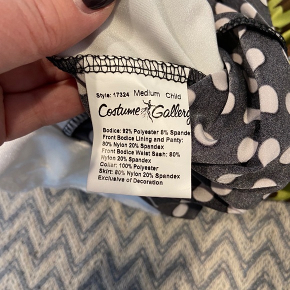 Costume Gallery Child Medium Dance Costume – Polka Dot & Green/Brown Design - Picture 5 of 6